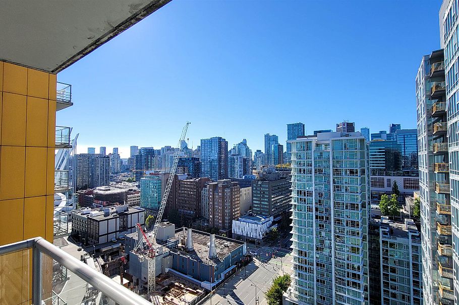 2506 111 W Georgia Street Vancouver, BC - 18