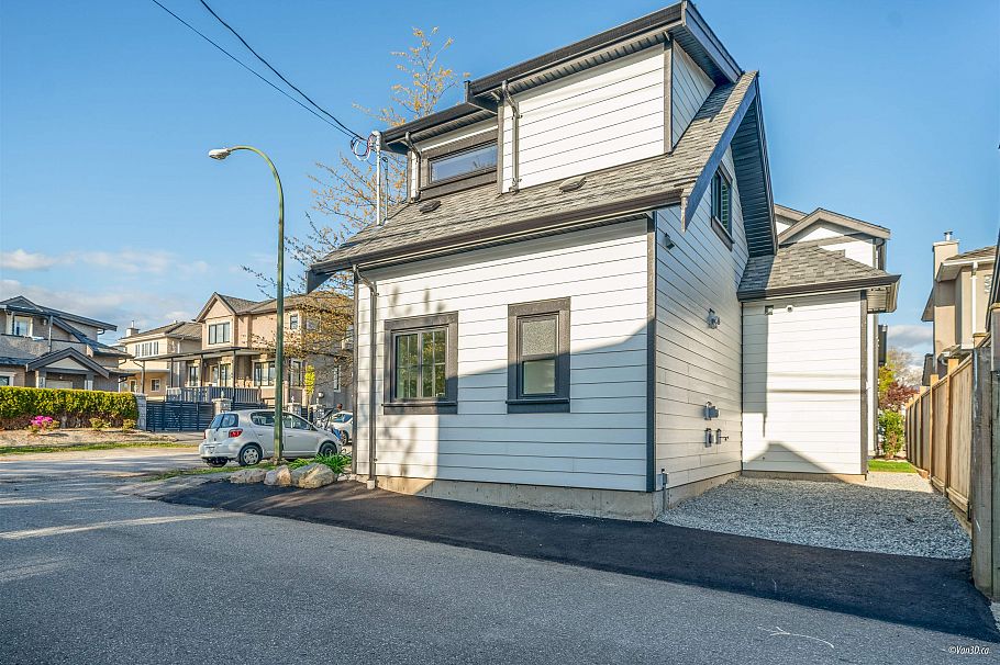 6709 Fleming Street Vancouver, BC - 39