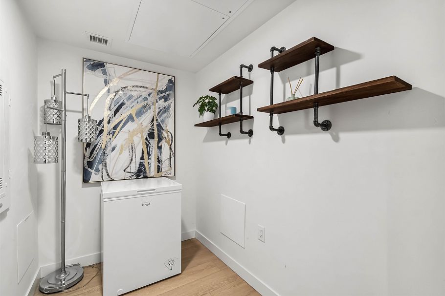 1387 87 Nelson Street Vancouver, BC - 18