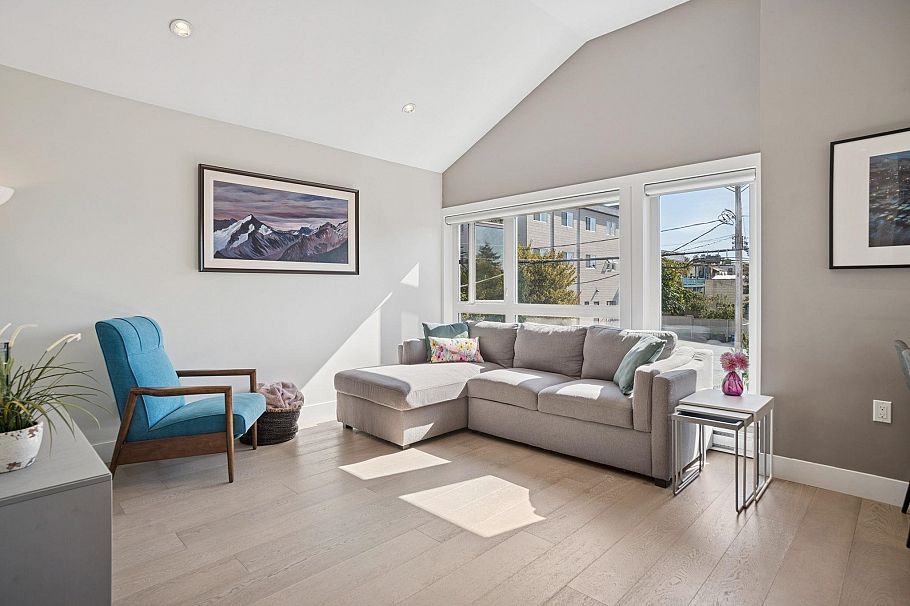 1683 Kitchener Street Vancouver, BC - 6