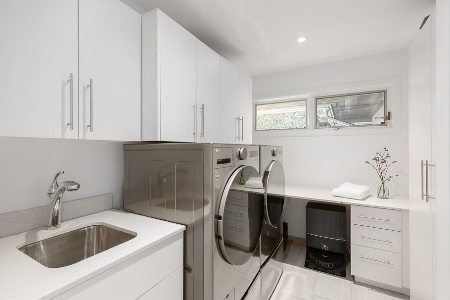 3179 W 49th Avenue Vancouver, BC - 31