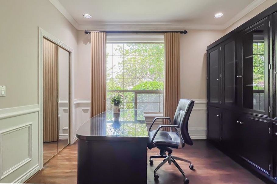 1556 W 62nd Avenue Vancouver, BC - 17