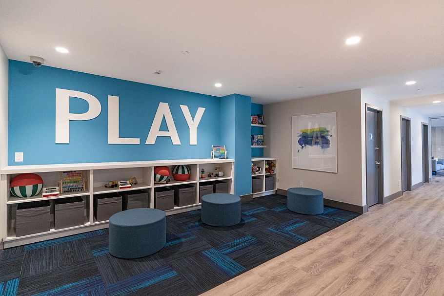 702 3581 E Kent Ave North Vancouver, BC - 29