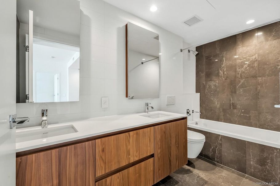 203 389 W 59th Avenue Vancouver, BC - 14