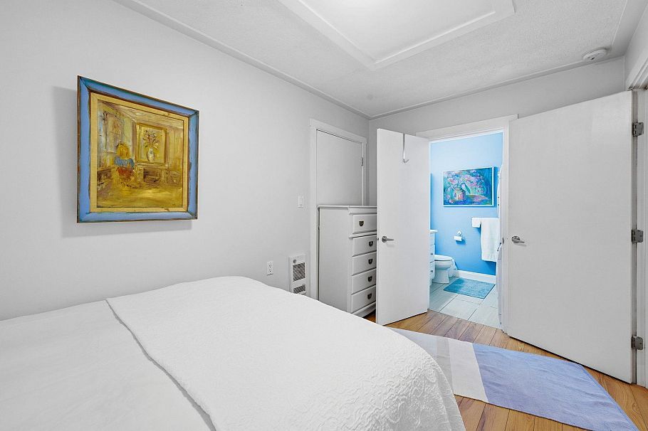 Garden Suite 2233 ALDEN LANE, North Vancouver BC V7P 2J7 North Vancouver, BC - 11