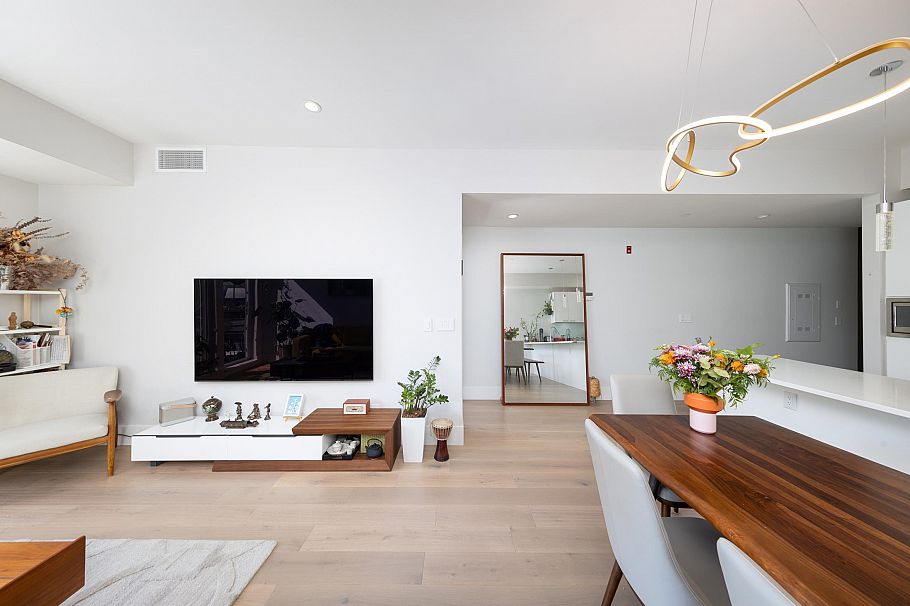 205 1591 Bowser Avenue North Vancouver, BC - 6