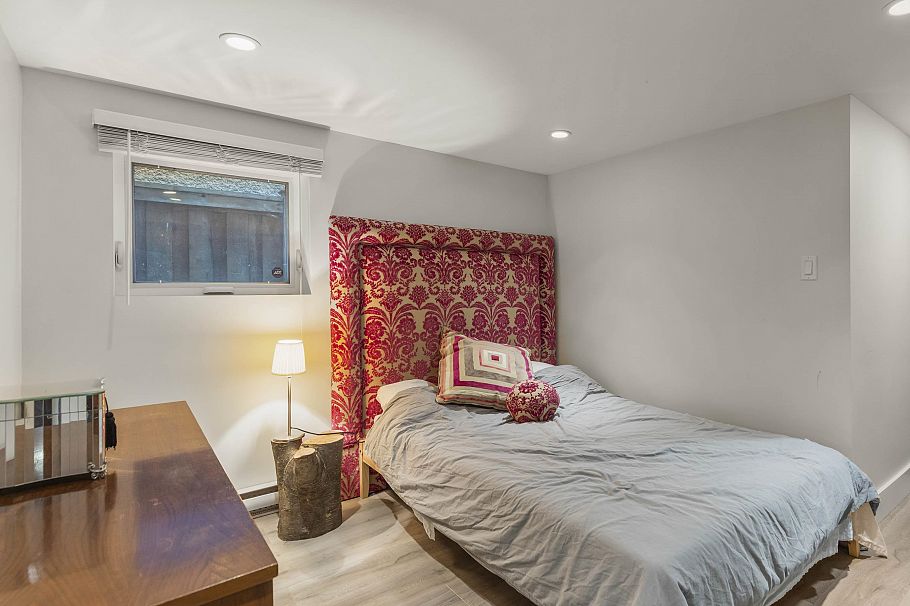 439 E 22nd Avenue Vancouver, BC - 24