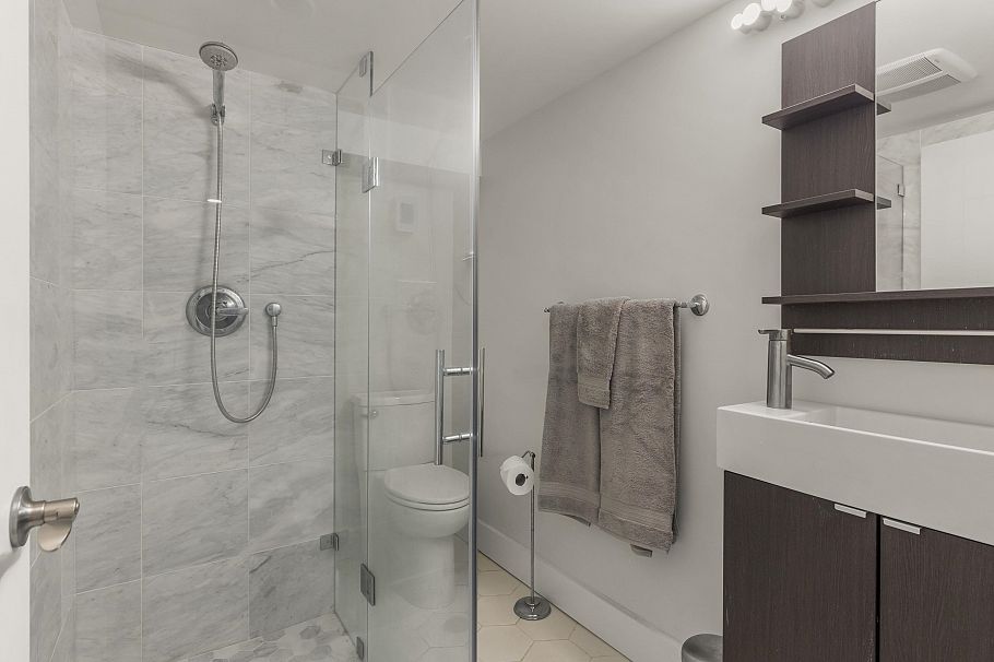 439 E 22nd Avenue Vancouver, BC - 26