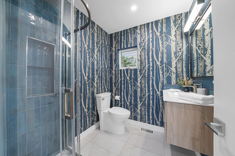 1412 Hope Road North Vancouver, BC - 14