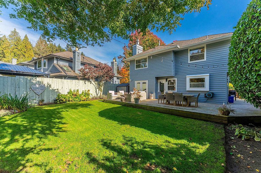 3968 Frames Place North Vancouver, BC - 26