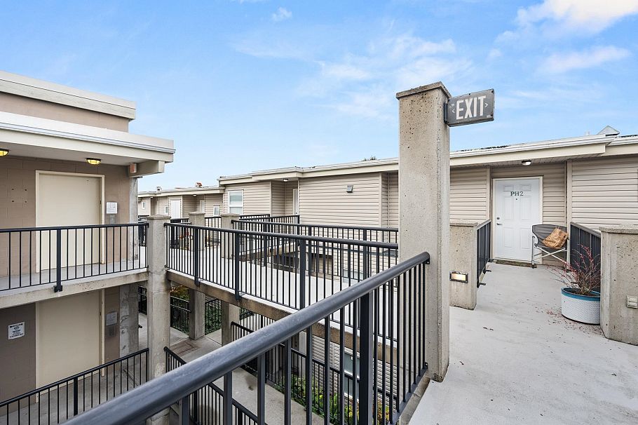 PH6 2265 E Hastings Street Vancouver, BC - 30