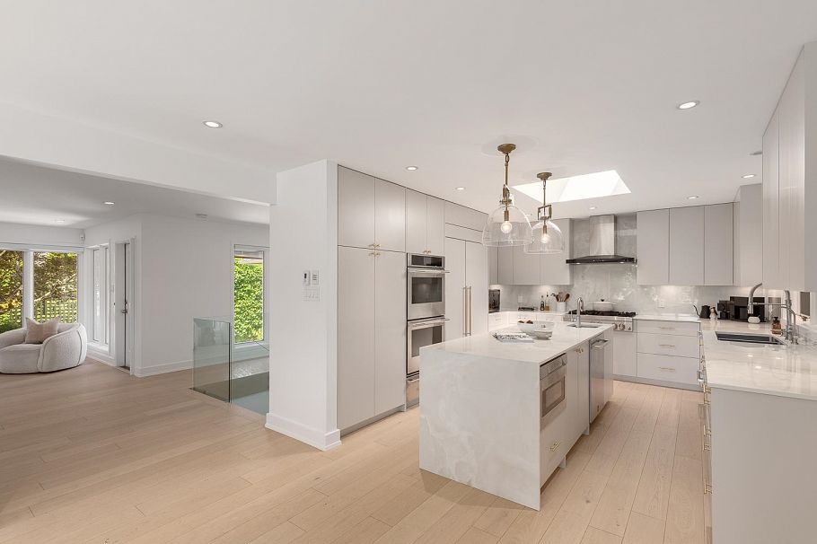 3179 W 49th Avenue Vancouver, BC - 12