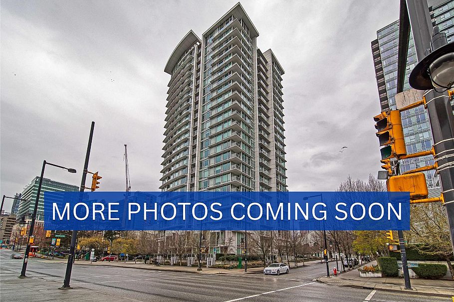 309 161 W Georgia Street Vancouver, BC - 1