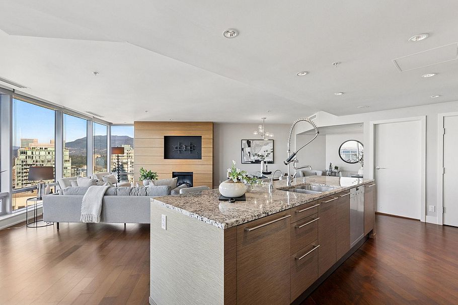 3309 1111 Alberni Street Vancouver, BC - 12