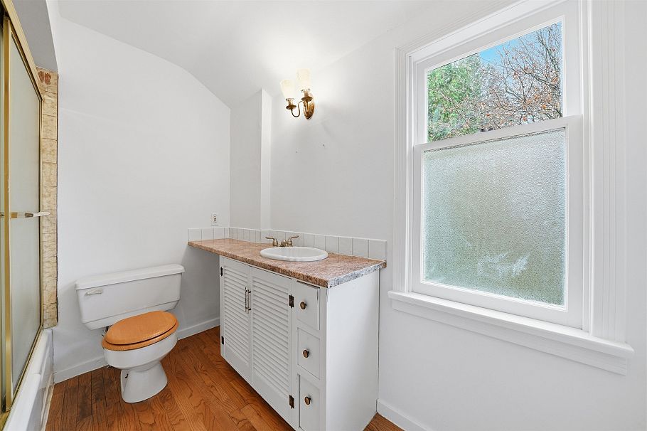 5761 Holland Street Vancouver, BC - 28