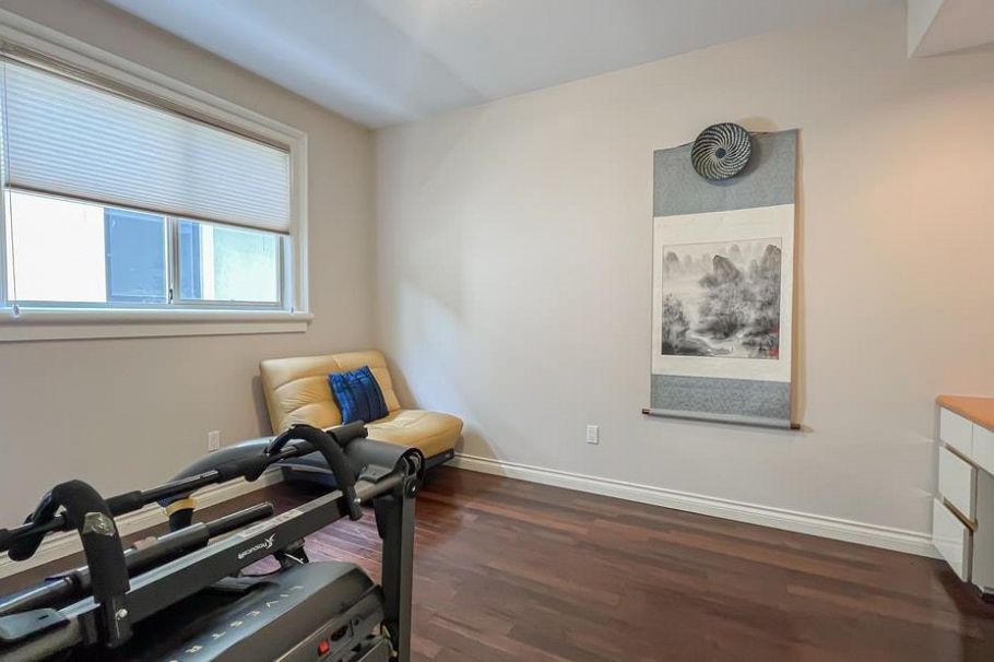 1556 W 62nd Avenue Vancouver, BC - 18