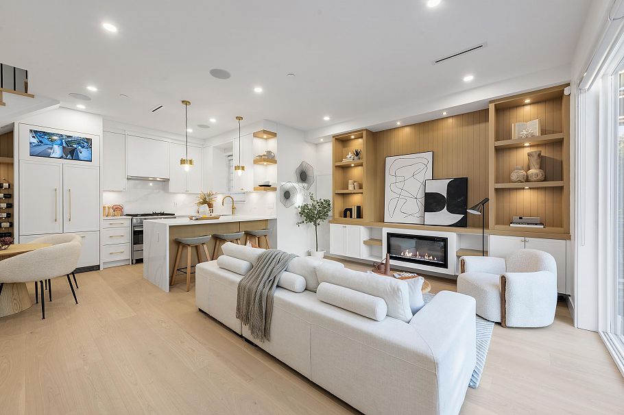 1 4855 Dumfries Street Vancouver, BC - 3