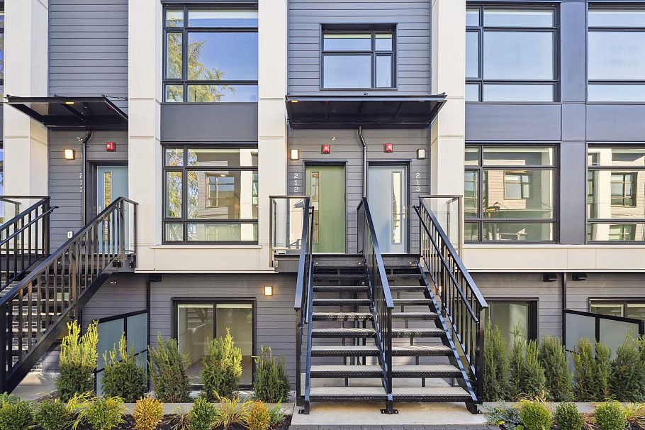 222 1010 W 47th Avenue Vancouver, BC - 1