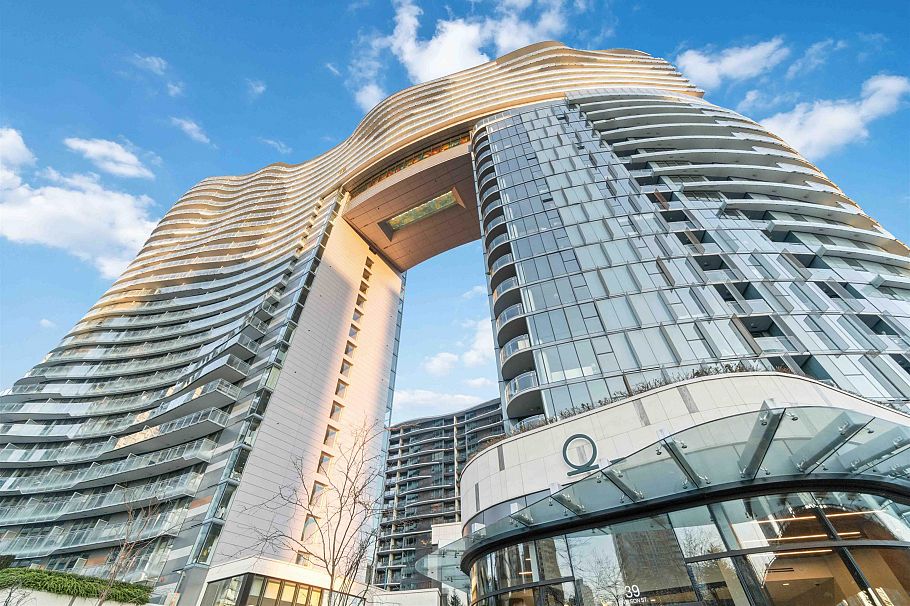 1387 87 Nelson Street Vancouver, BC - 2