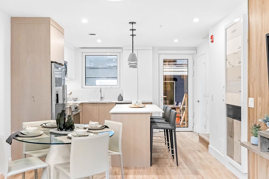 315 2250 E 1st Avenue Vancouver, BC - 21