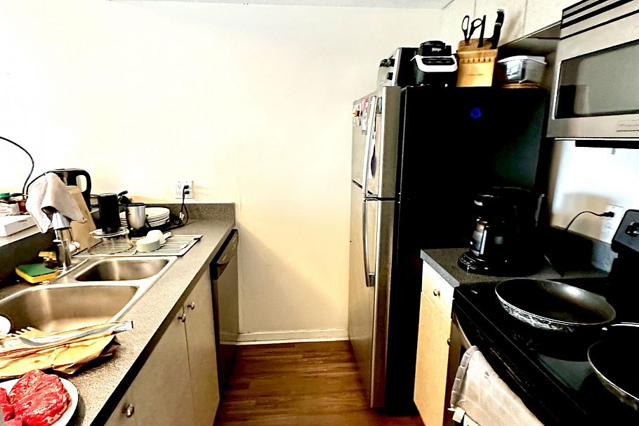 806 1188 Howe Street Vancouver, BC - 9