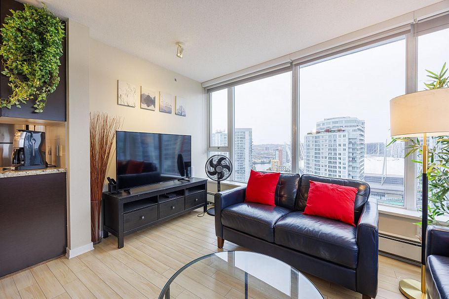 3207 689 Abbott Street Vancouver, BC - 4