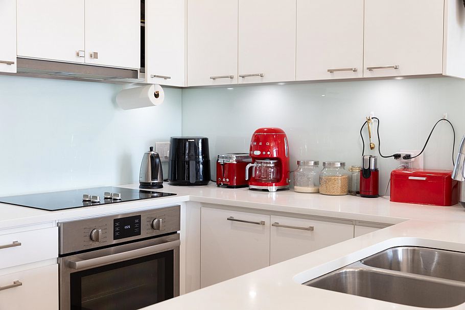 205 1591 Bowser Avenue North Vancouver, BC - 8