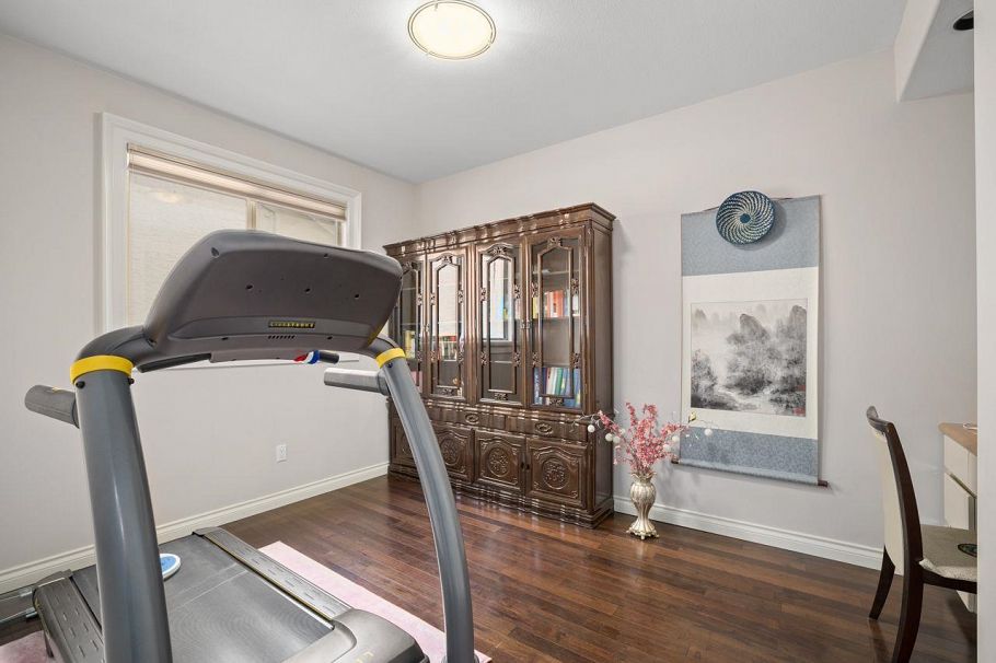 1556 W 62nd Avenue Vancouver, BC - 27