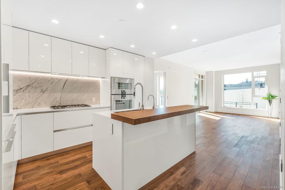 203 389 W 59th Avenue Vancouver, BC - 3