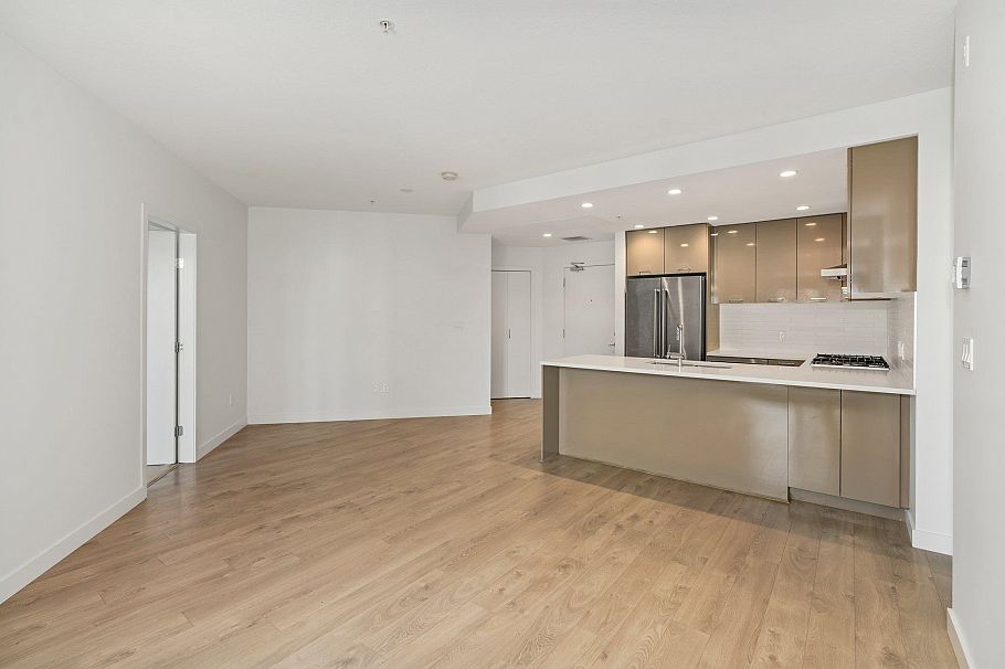 410 3581 Ross Drive Vancouver, BC - 6