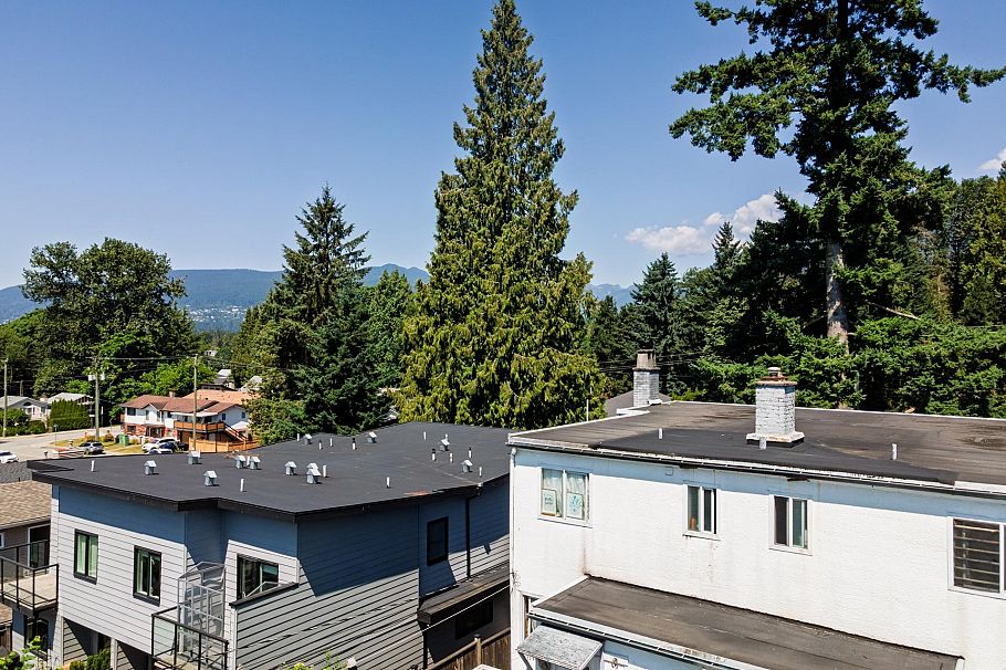 227-229 W 19th Street North Vancouver, BC - 21