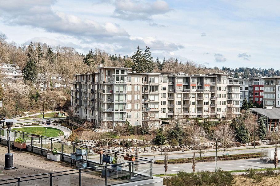 702 3581 E Kent Ave North Vancouver, BC - 19