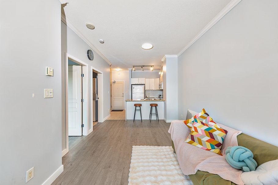 210 4028 Knight Street Vancouver, BC - 8