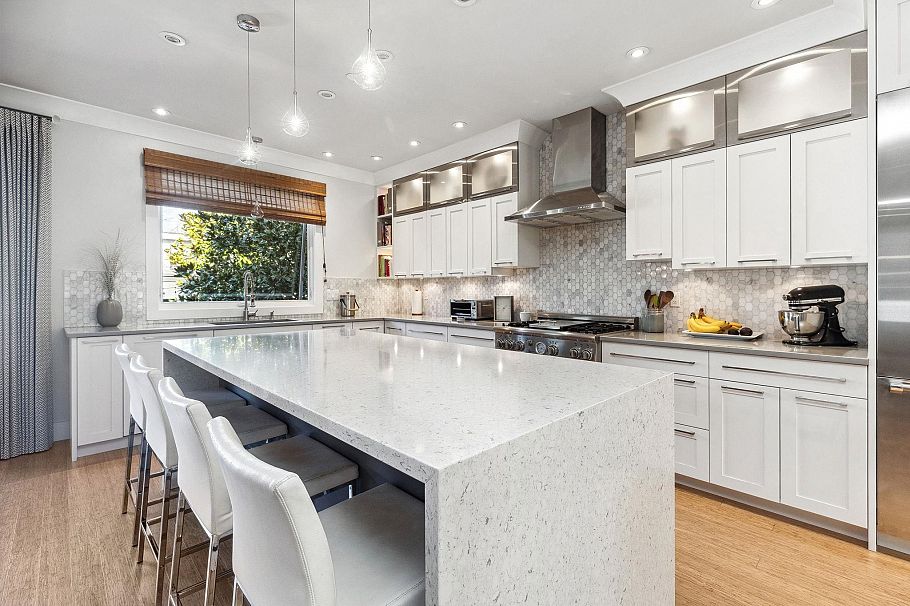 3963 W 20th Avenue Vancouver, BC - 18