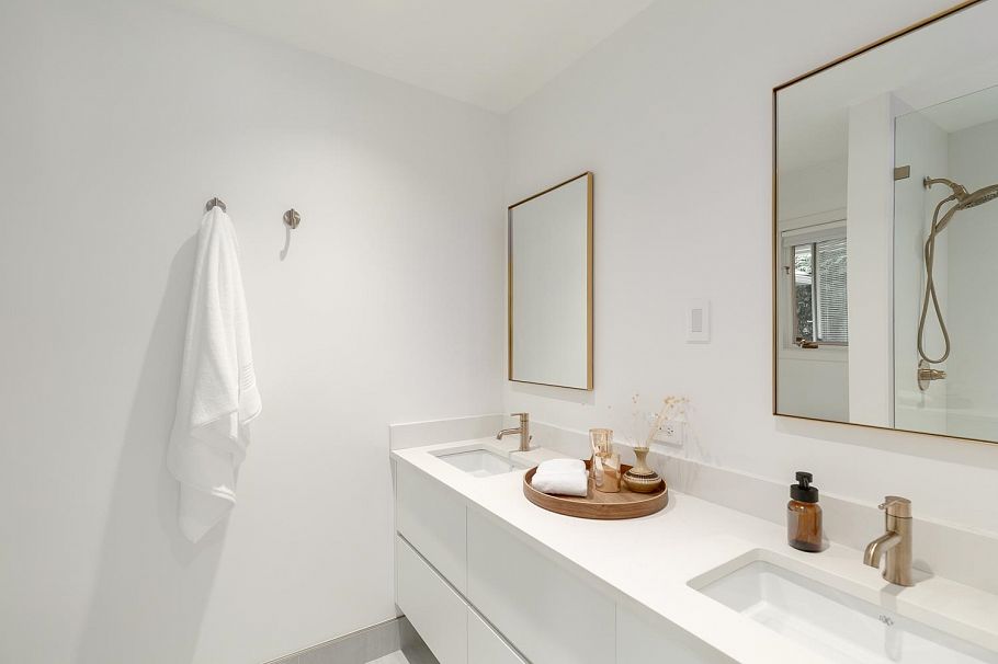 3179 W 49th Avenue Vancouver, BC - 29