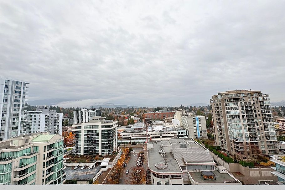1609 125 E 14th Street North Vancouver, BC - 25