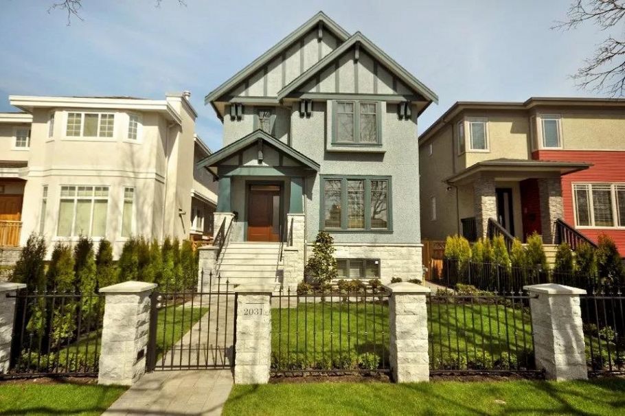 2031 W 45th Avenue Vancouver, BC - 1