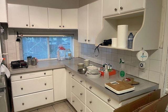 3034 Glen Drive Vancouver, BC - 7