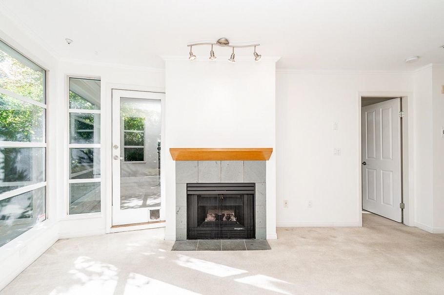 106 2575 W 4th Avenue Vancouver, BC - 10