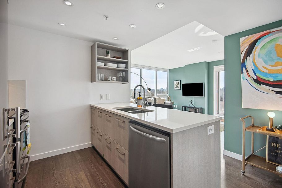 808 933 E Hastings Street Vancouver, BC - 12