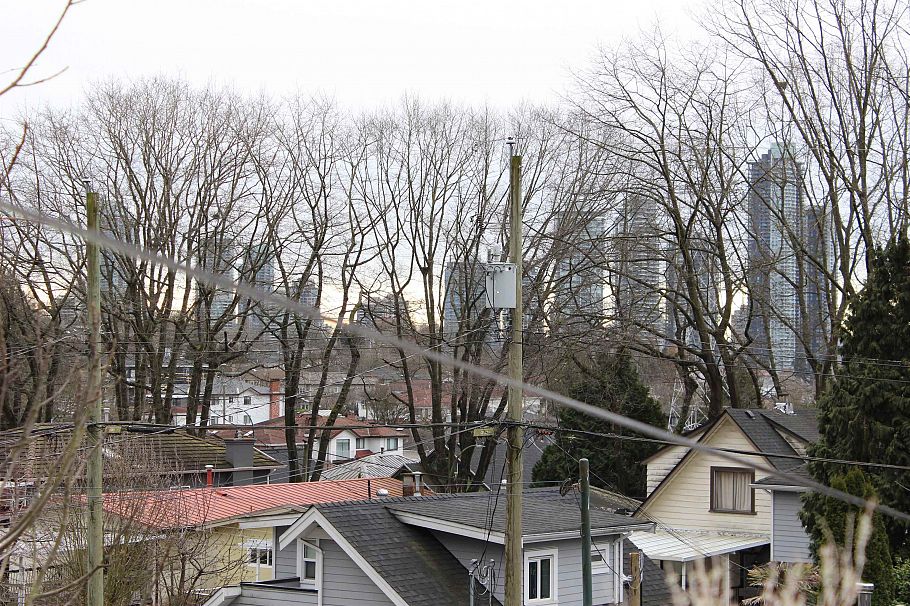 520 Kootenay Street Vancouver, BC - 2