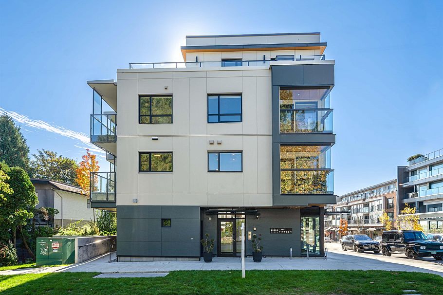 304 3590 W 39th Avenue Vancouver, BC - 3