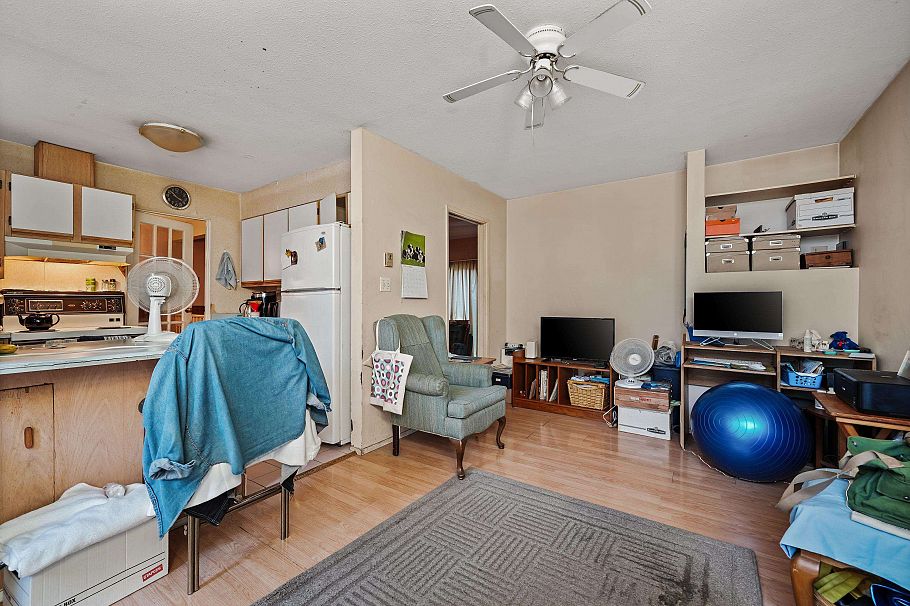 1621 Fell Avenue North Vancouver, BC - 11