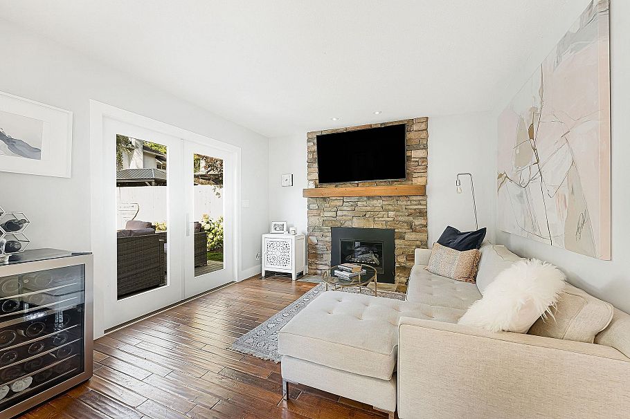 3968 Frames Place North Vancouver, BC - 11