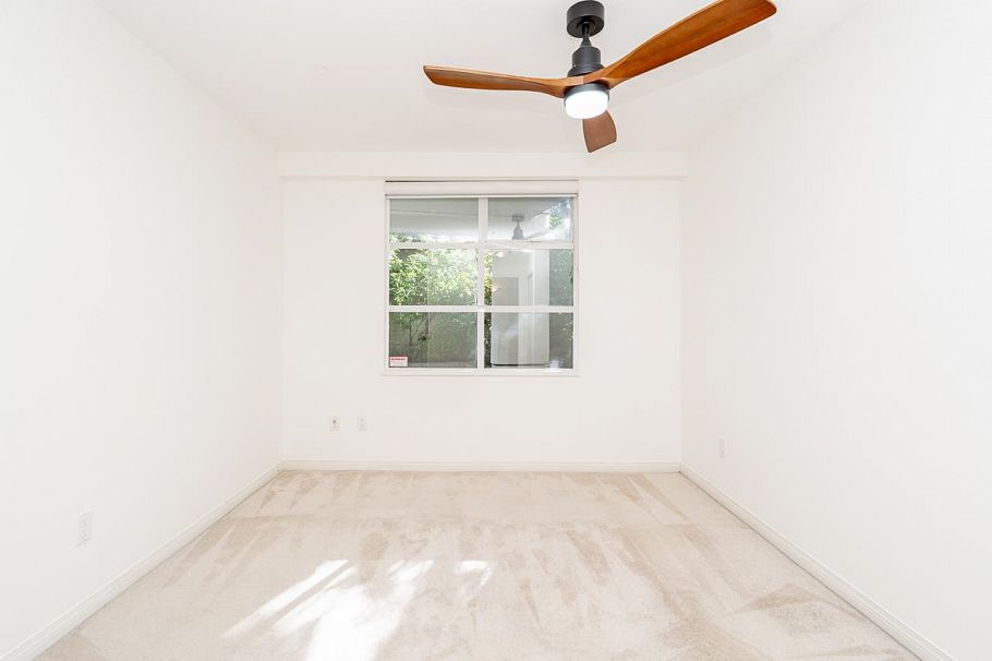 106 2575 W 4th Avenue Vancouver, BC - 16