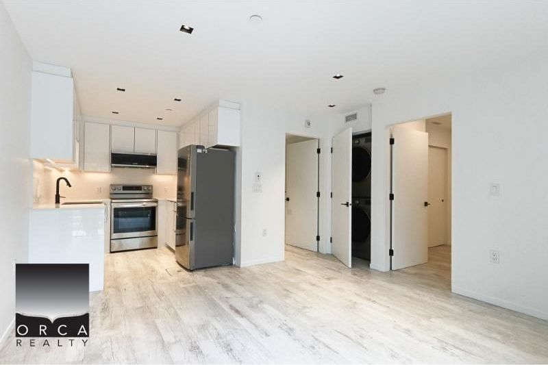 2912 TRINITY STREET, Vancouver BC V5K 1G2 Vancouver, BC - 4