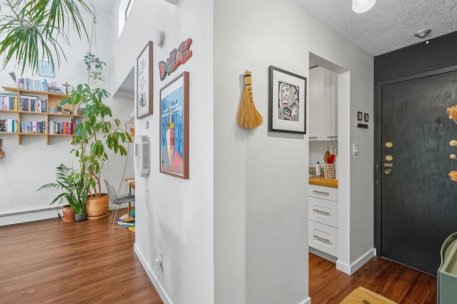 314 1515 E 5th Avenue Vancouver, BC - 2