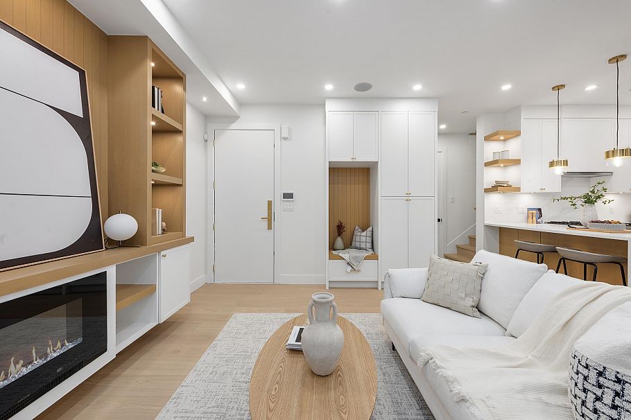 2 4855 Dumfries Street Vancouver, BC - 9