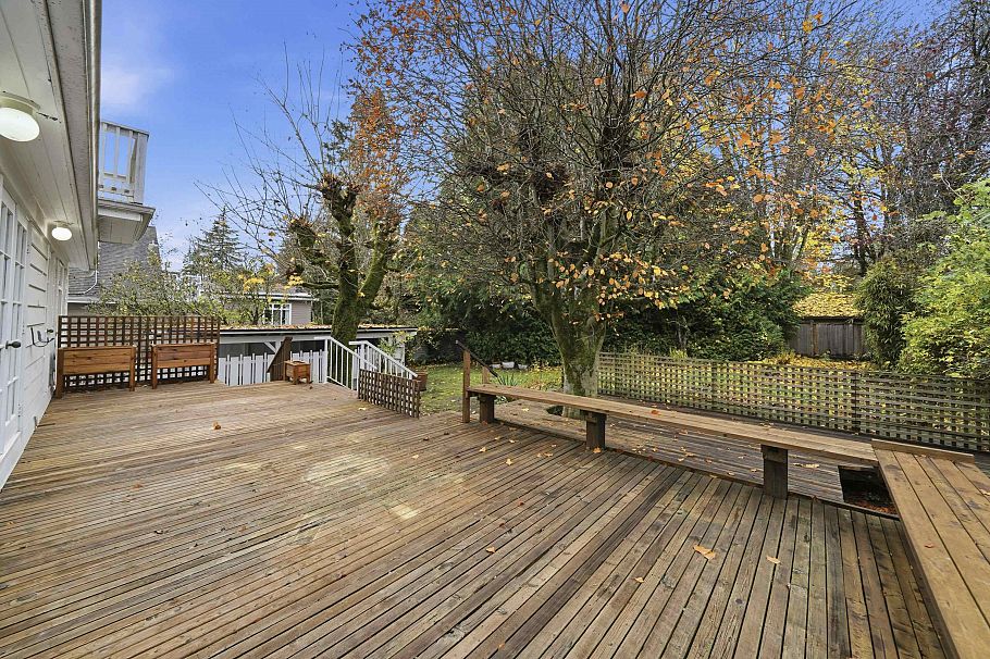 5761 Holland Street Vancouver, BC - 39