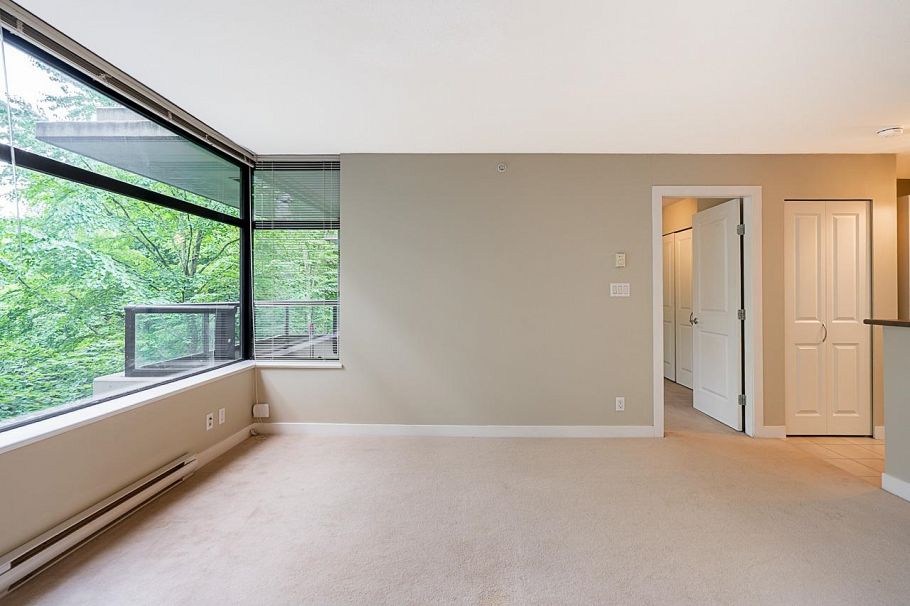 309 5380 Oben Street Vancouver, BC - 5